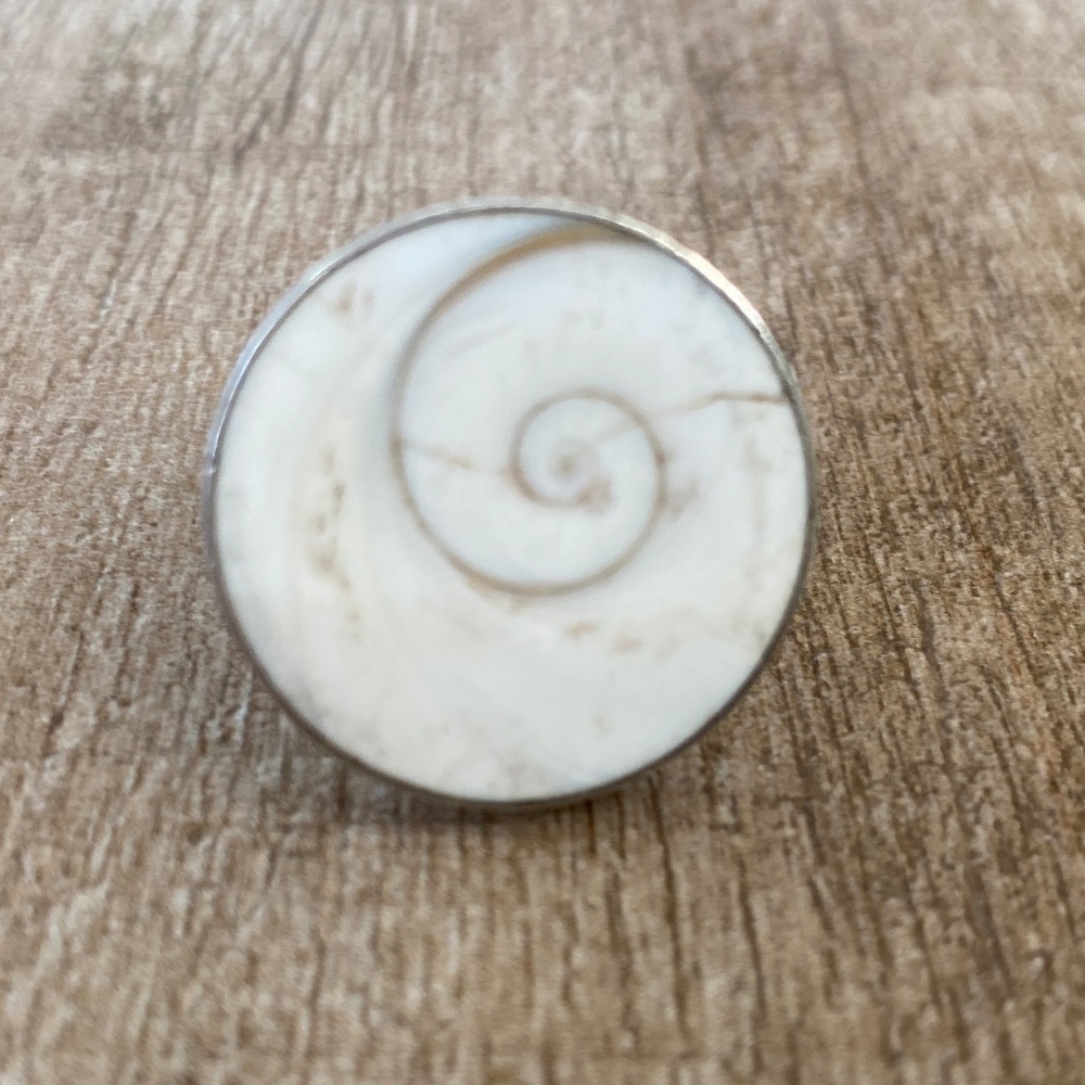 Sterling Silver Shiva Shell Ring - image 1